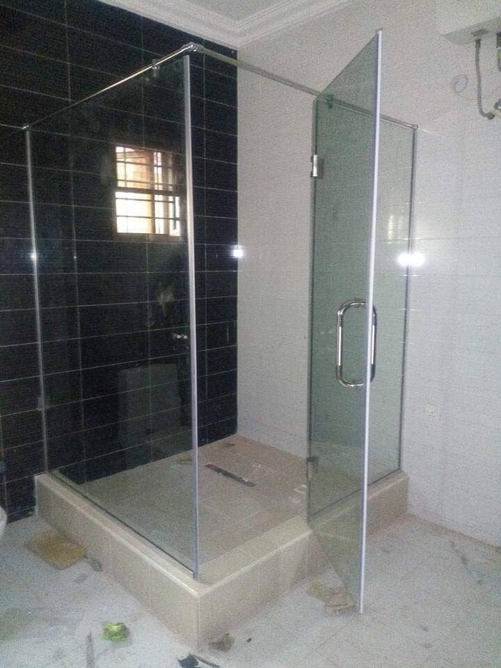Shower Enclosure — view 3